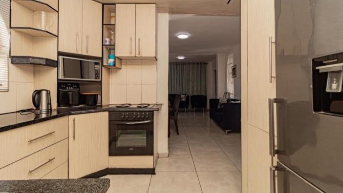 3 Bedroom Property for Sale in Clairewood Western Cape